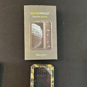 Waterproof Camo phone case for Iphone SE